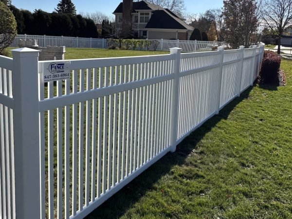 Fence Solutions Co. Residential Fencing